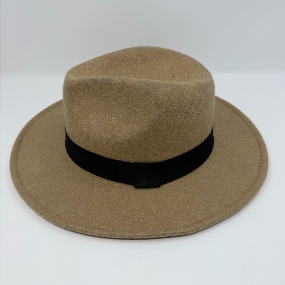 Classic Wide-Brim Fedora in Camel with Black Band
